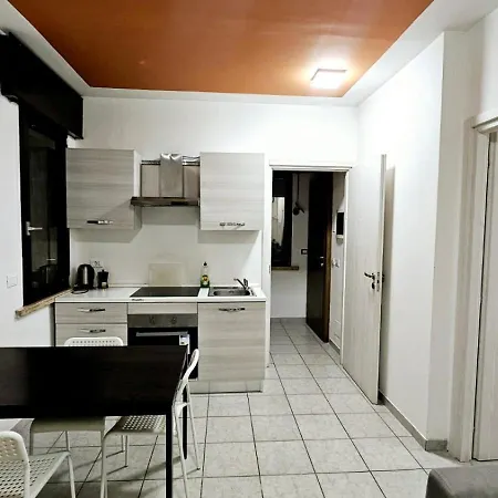 Di Apartament *